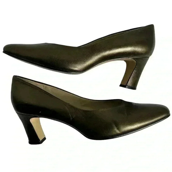 Etienne Aigner Women's Vintage Metallic Green Brown Leather Pumps Size 9 - Picture 3 of 14